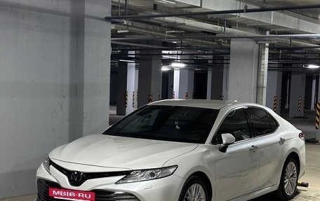 Toyota Camry, 2020 год, 3 500 000 рублей, 8 фотография