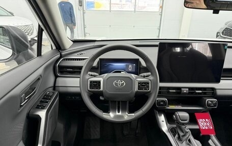 Toyota RAV4, 2026 год, 4 250 000 рублей, 19 фотография