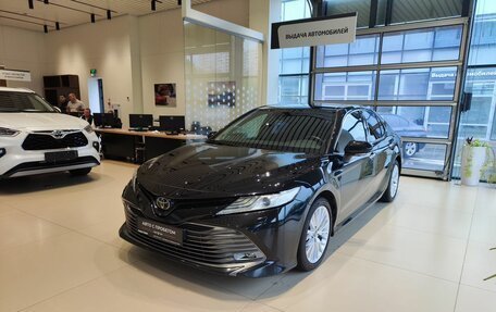 Toyota Camry, 2019 год, 3 150 000 рублей, 1 фотография