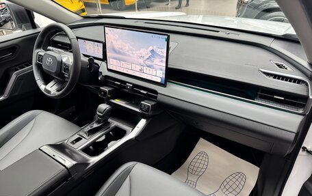 Toyota RAV4, 2026 год, 4 890 000 рублей, 30 фотография