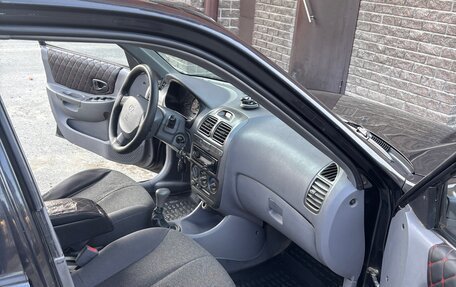 Hyundai Accent II, 2005 год, 325 000 рублей, 10 фотография