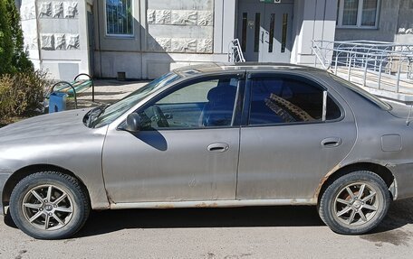 Hyundai Elantra III, 1999 год, 290 000 рублей, 2 фотография