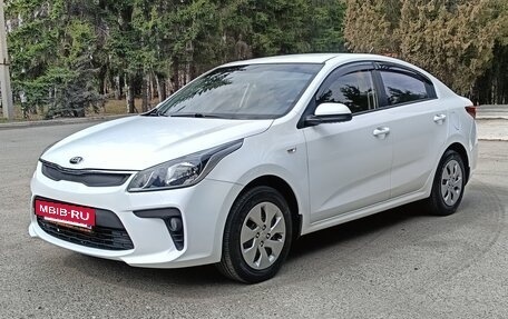 KIA Rio IV, 2017 год, 1 140 000 рублей, 3 фотография