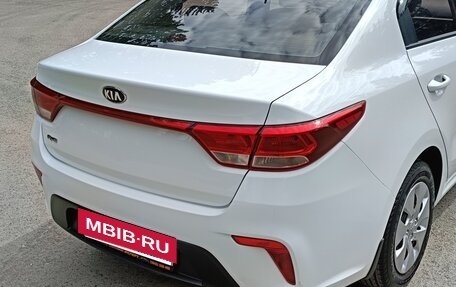 KIA Rio IV, 2017 год, 1 140 000 рублей, 19 фотография