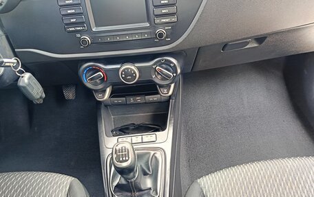 KIA Rio IV, 2017 год, 1 140 000 рублей, 40 фотография