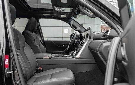 Lexus LX, 2025 год, 18 490 000 рублей, 27 фотография