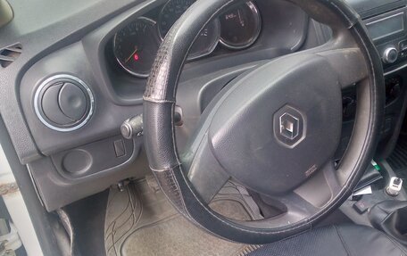 Renault Sandero II рестайлинг, 2013 год, 650 000 рублей, 9 фотография