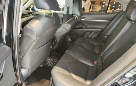 Toyota Camry, 2019 год, 3 150 000 рублей, 12 фотография