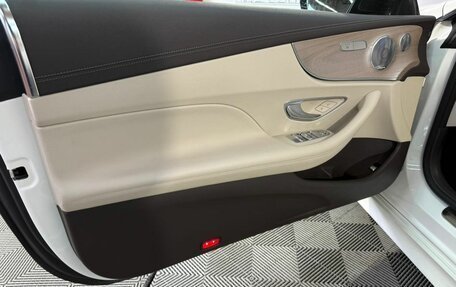 Mercedes-Benz E-Класс, 2018 год, 4 090 000 рублей, 12 фотография