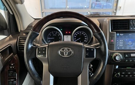 Toyota Land Cruiser Prado 150 рестайлинг 2, 2010 год, 2 690 000 рублей, 10 фотография
