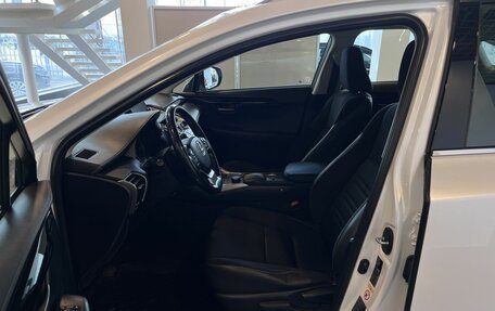 Lexus NX I, 2015 год, 2 640 000 рублей, 15 фотография