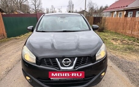 Nissan Qashqai, 2010 год, 750 000 рублей, 2 фотография