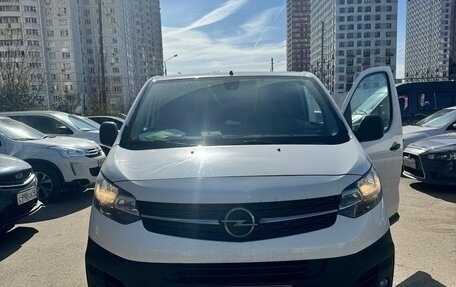 Opel Vivaro, 2021 год, 2 550 000 рублей, 2 фотография