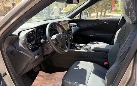 Lexus RX IV рестайлинг, 2025 год, 7 470 000 рублей, 14 фотография