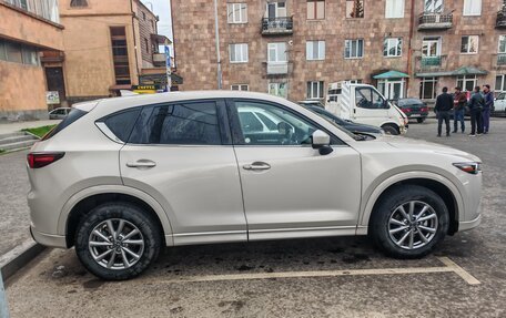 Mazda CX-5 II, 2023 год, 1 800 000 рублей, 4 фотография