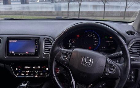 Honda Vezel, 2018 год, 1 650 000 рублей, 15 фотография