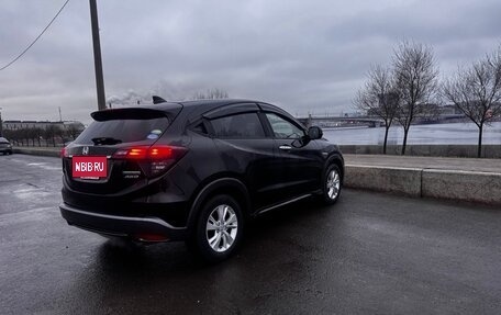 Honda Vezel, 2018 год, 1 650 000 рублей, 16 фотография
