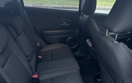 Honda Vezel, 2018 год, 1 650 000 рублей, 22 фотография
