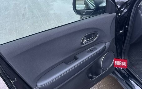 Honda Vezel, 2018 год, 1 650 000 рублей, 25 фотография