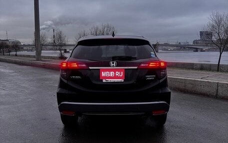 Honda Vezel, 2018 год, 1 650 000 рублей, 31 фотография