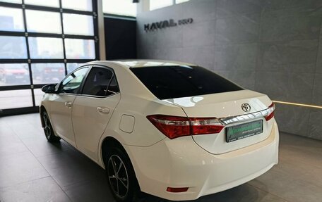 Toyota Corolla, 2014 год, 1 059 000 рублей, 6 фотография