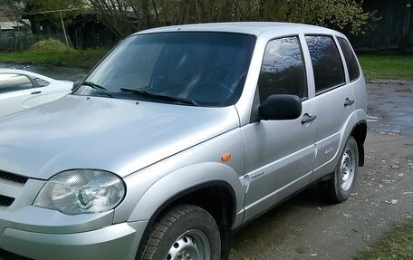 Chevrolet Niva I рестайлинг, 2010 год, 410 000 рублей, 8 фотография