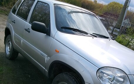 Chevrolet Niva I рестайлинг, 2010 год, 410 000 рублей, 9 фотография