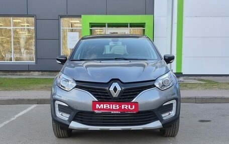 Renault Kaptur I рестайлинг, 2018 год, 1 550 000 рублей, 2 фотография