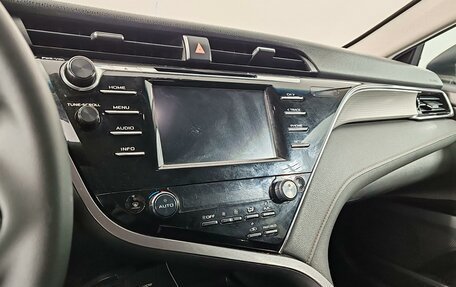 Toyota Camry, 2019 год, 1 899 000 рублей, 12 фотография