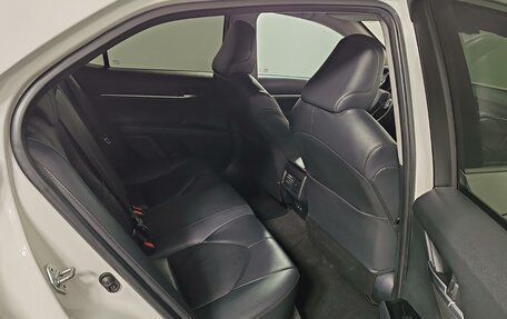 Toyota Camry, 2019 год, 1 899 000 рублей, 18 фотография