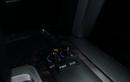 Toyota Land Cruiser 200, 2012 год, 3 350 000 рублей, 15 фотография
