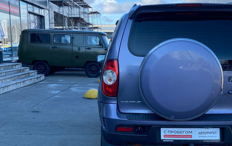 Chevrolet Niva I рестайлинг, 2011 год, 539 000 рублей, 9 фотография