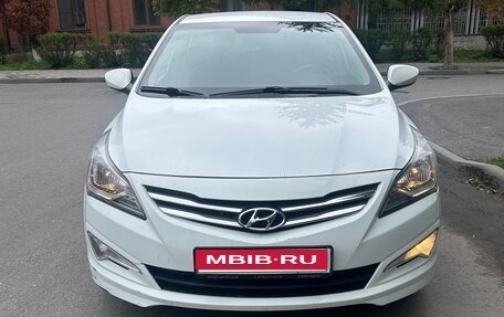 Hyundai Solaris II рестайлинг, 2014 год, 955 000 рублей, 1 фотография