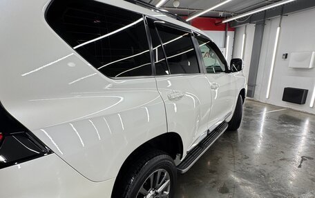 Toyota Land Cruiser Prado 150 рестайлинг 2, 2017 год, 4 300 000 рублей, 4 фотография