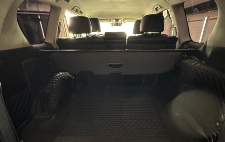 Toyota Land Cruiser Prado 150 рестайлинг 2, 2017 год, 4 300 000 рублей, 17 фотография