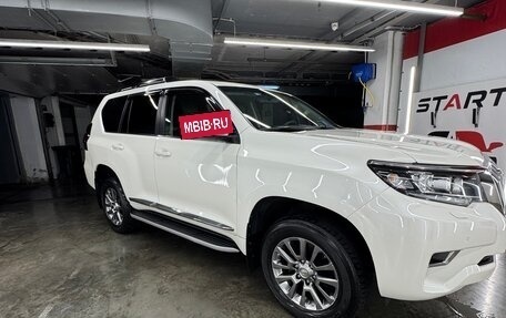 Toyota Land Cruiser Prado 150 рестайлинг 2, 2017 год, 4 300 000 рублей, 9 фотография