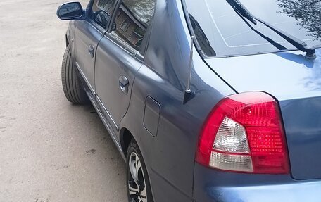 KIA Shuma II, 2004 год, 185 000 рублей, 11 фотография