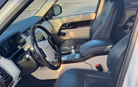 Land Rover Range Rover IV рестайлинг, 2018 год, 5 500 000 рублей, 10 фотография