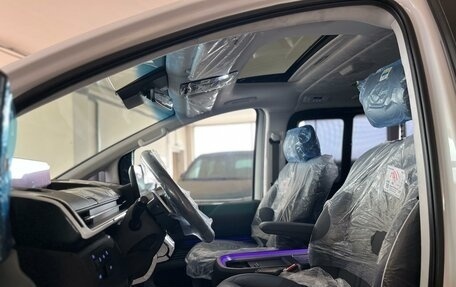 Hyundai Staria, 2025 год, 8 147 000 рублей, 7 фотография