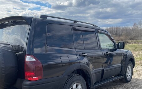 Mitsubishi Pajero III рестайлинг, 2003 год, 900 000 рублей, 13 фотография