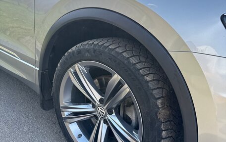 Volkswagen Tiguan II, 2018 год, 3 660 000 рублей, 12 фотография
