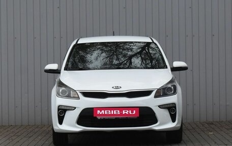 KIA Rio IV, 2018 год, 1 279 000 рублей, 2 фотография