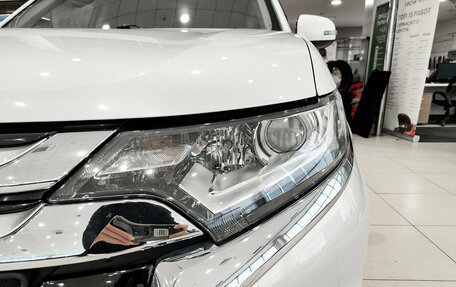 Mitsubishi Outlander III рестайлинг 3, 2018 год, 2 350 000 рублей, 21 фотография