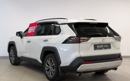 Toyota RAV4, 2024 год, 4 155 000 рублей, 7 фотография