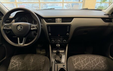 Skoda Octavia, 2018 год, 1 630 000 рублей, 8 фотография
