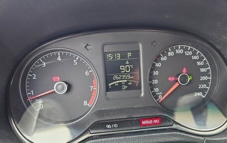 Volkswagen Polo VI (EU Market), 2015 год, 650 000 рублей, 31 фотография