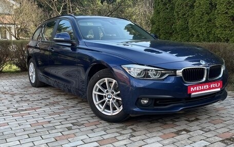 BMW 3 серия, 2019 год, 1 790 000 рублей, 21 фотография