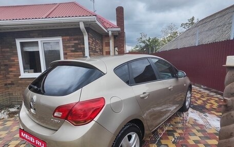 Opel Astra J, 2012 год, 720 000 рублей, 7 фотография