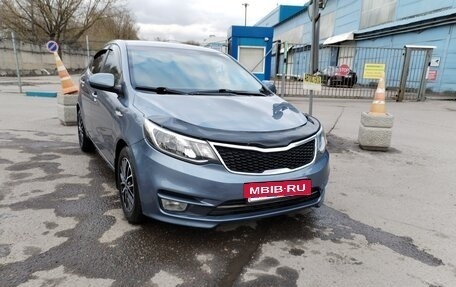 KIA Rio III рестайлинг, 2015 год, 980 000 рублей, 3 фотография