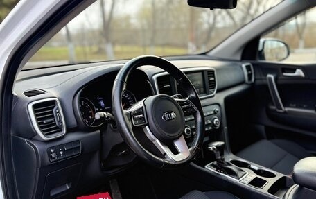 KIA Sportage IV рестайлинг, 2020 год, 2 200 000 рублей, 10 фотография
